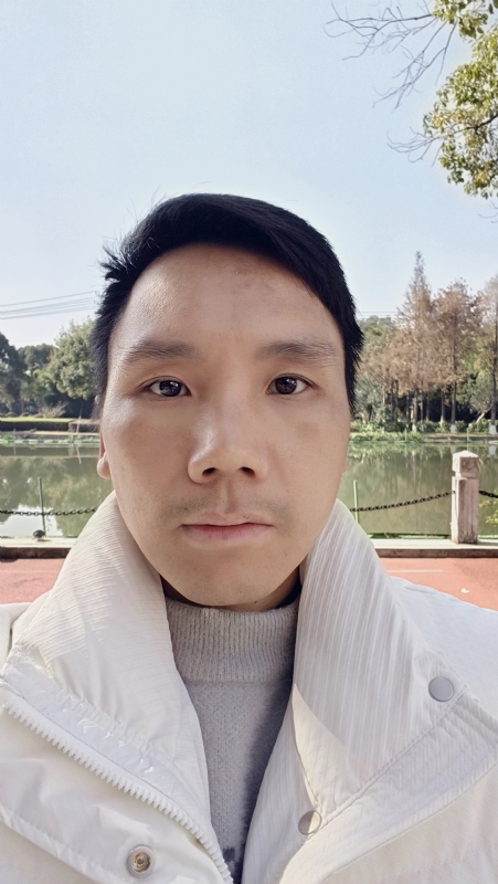 郑启新程的第一张照片--茂名相亲服务中心