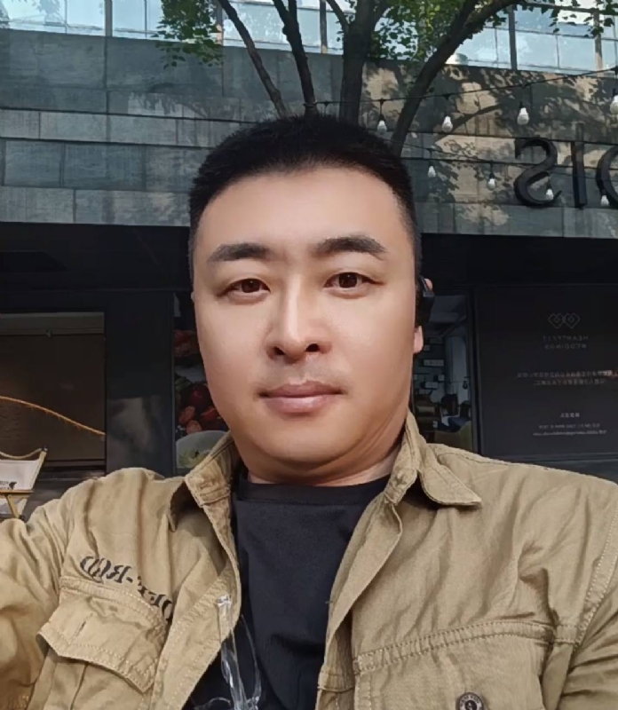 酱心的第一张照片--茂名相亲服务中心