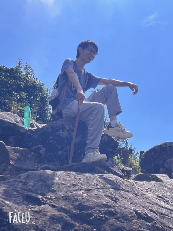 落叶之秋的第一张照片--茂名相亲服务中心