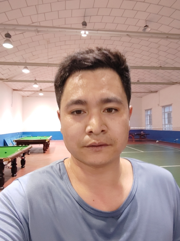 苏先生的第二张照片--茂名相亲服务中心
