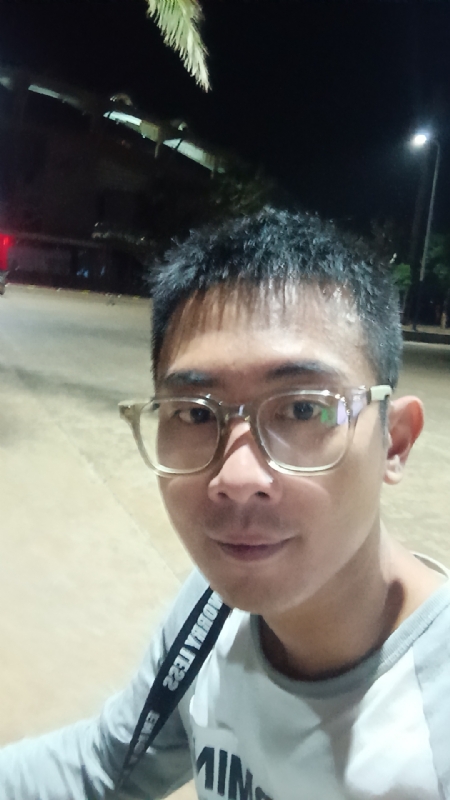 龙龙的第二张照片--茂名相亲服务中心