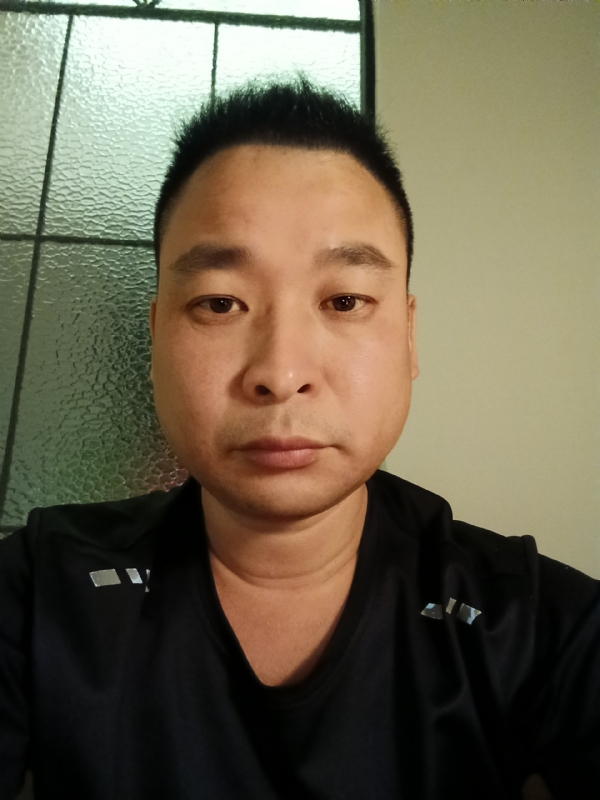信念的第一张照片--茂名相亲服务中心