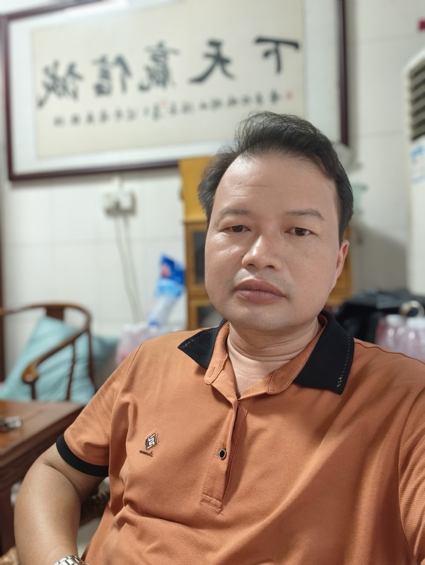 自强不息的第一张照片--茂名相亲服务中心