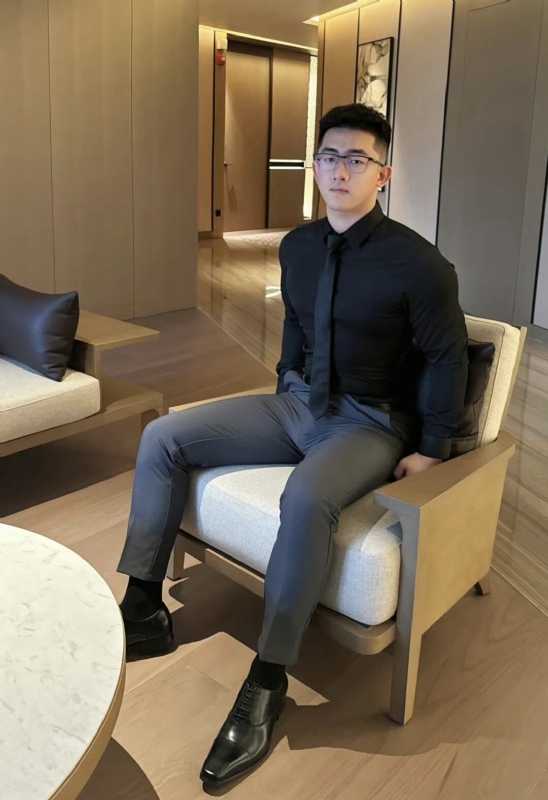 李寒外改英文可家的第一张照片--茂名相亲服务中心