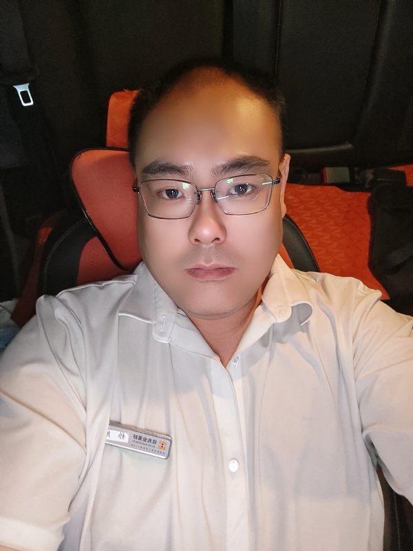 奢望永恒的第一张照片--茂名相亲服务中心