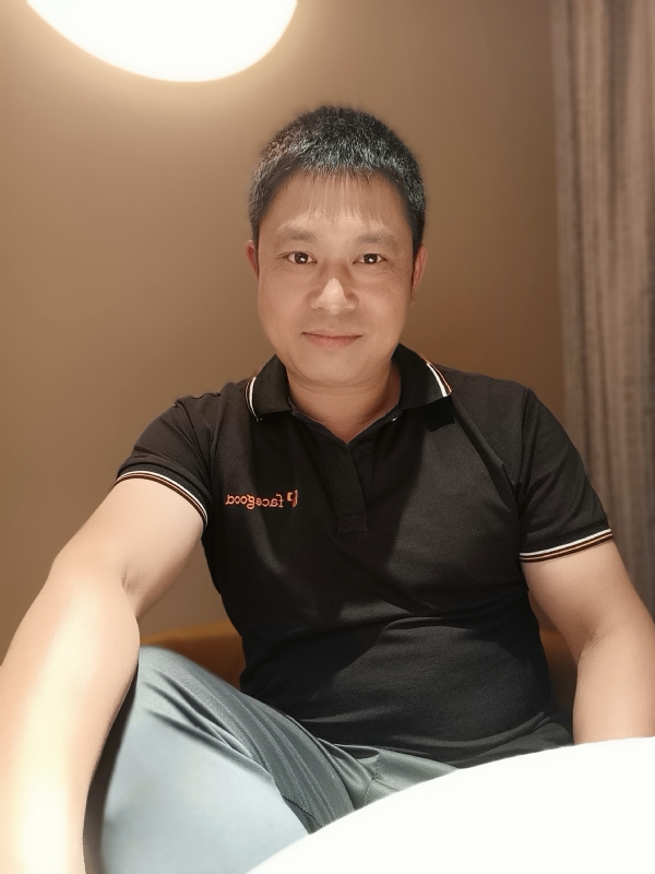 影子的第一张照片--茂名相亲服务中心
