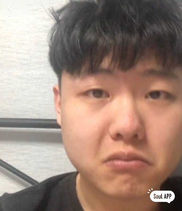 方方正正的第二张照片--茂名相亲服务中心