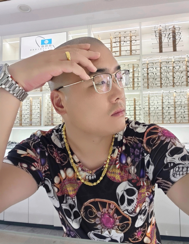 一生诺言的第一张照片--茂名相亲服务中心