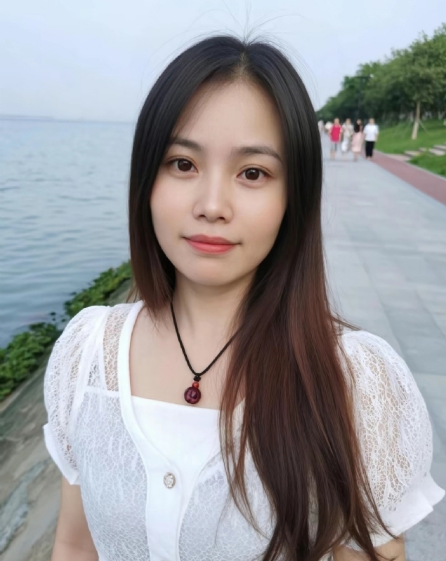 想你的月亮的第五张照片--茂名相亲服务中心