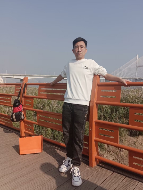 黑白的第一张照片--茂名相亲服务中心