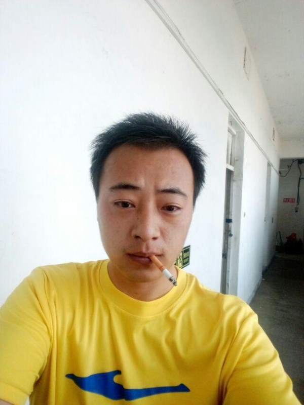 云淡风轻的第二张照片--茂名相亲服务中心