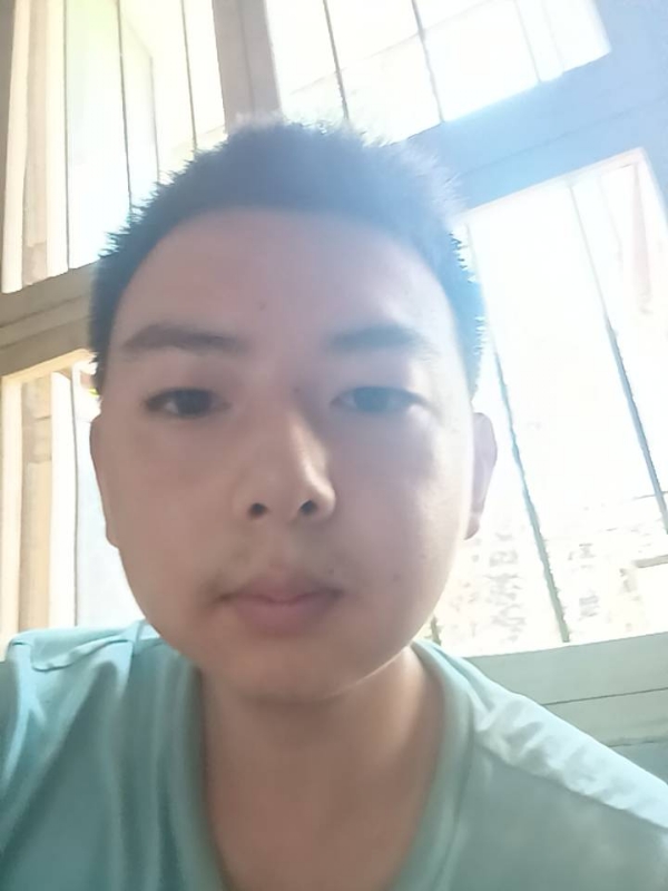 小黄的第二张照片--茂名相亲服务中心