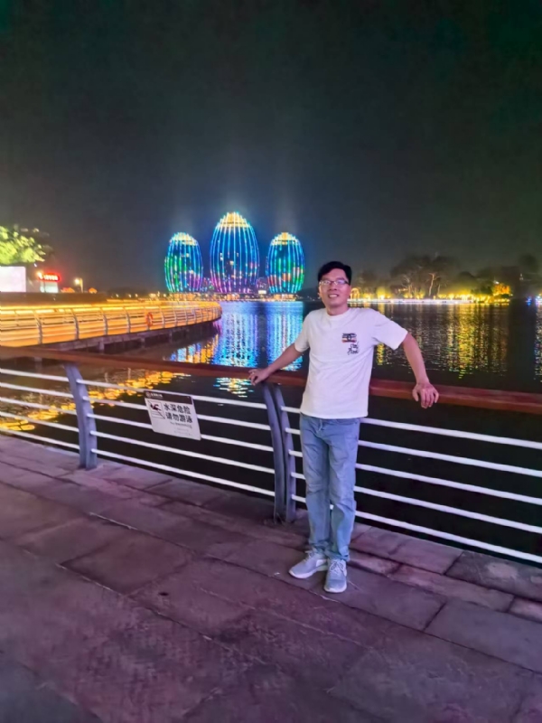 千年老妖的第一张照片--茂名相亲服务中心