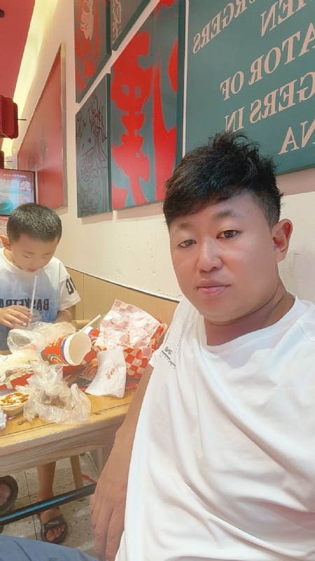 景色宏图的第二张照片--茂名相亲服务中心