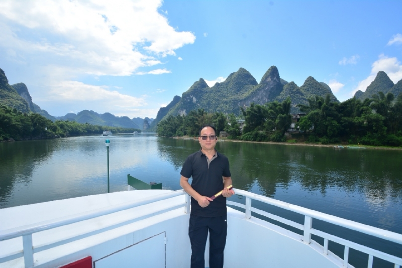 沙漠海的第一张照片--茂名相亲服务中心