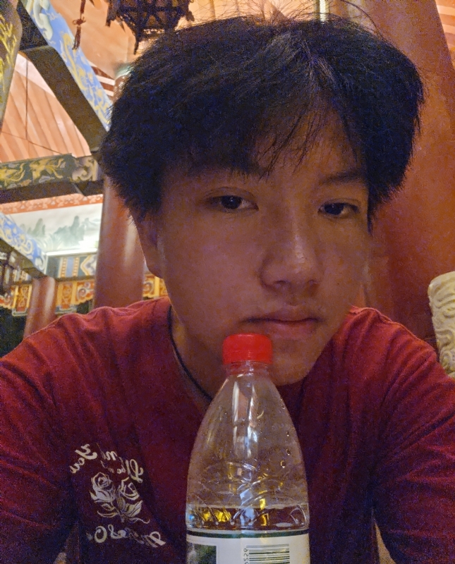 雨豫余的第一张照片--茂名相亲服务中心