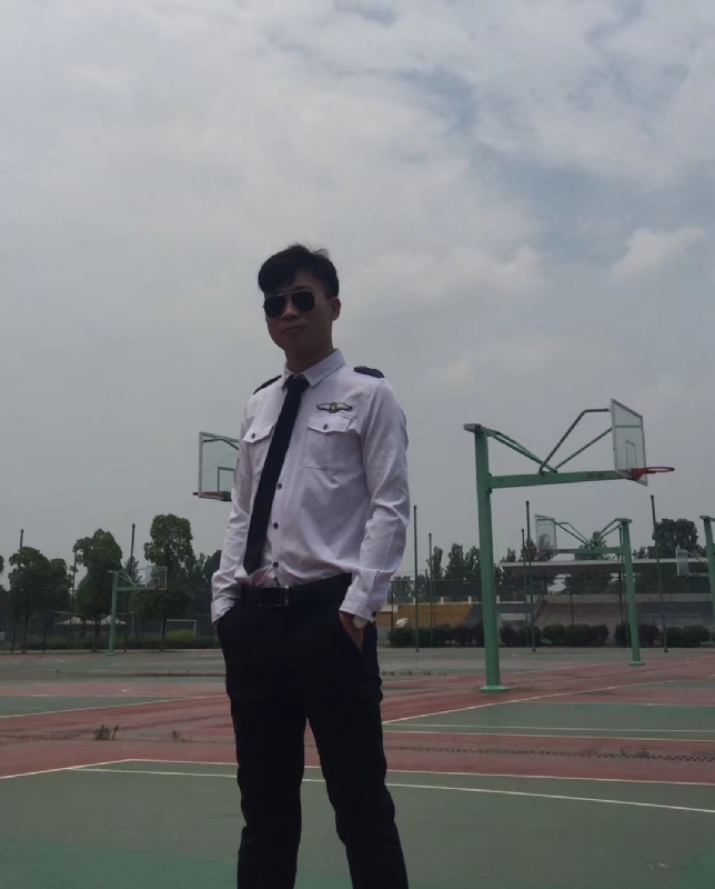 小贺的第一张照片--茂名相亲服务中心