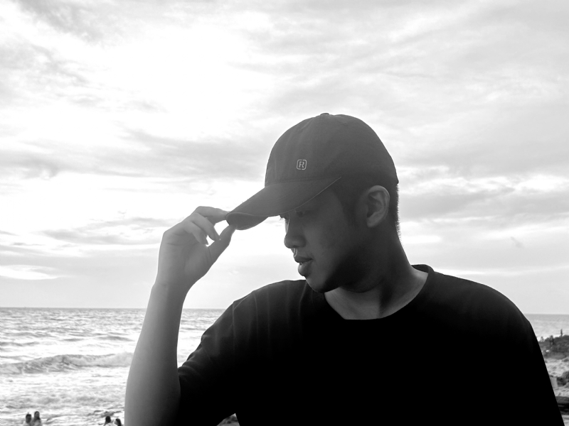 FENG的第一张照片--茂名相亲服务中心