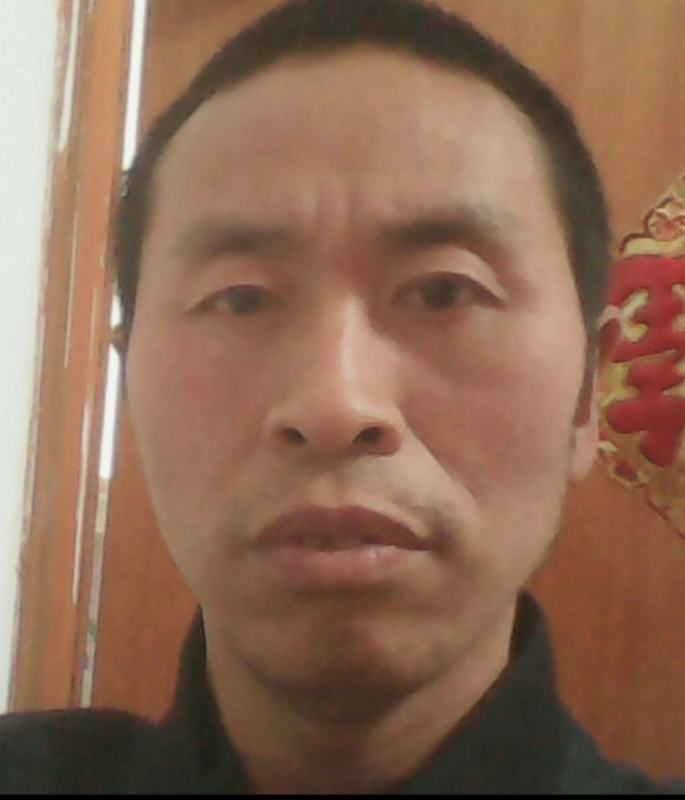 山的第一张照片--茂名相亲服务中心