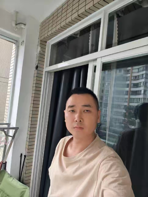 休息的风的第五张照片--茂名相亲服务中心