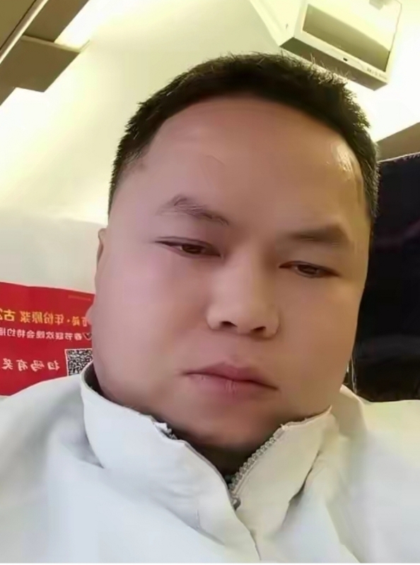 邂逅另一半的第一张照片--茂名相亲服务中心