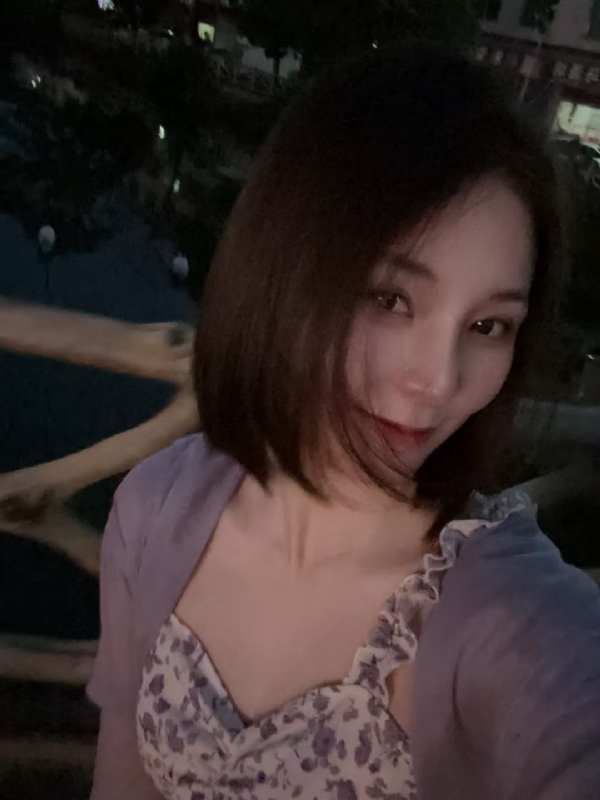 小小的第三张照片--茂名相亲服务中心