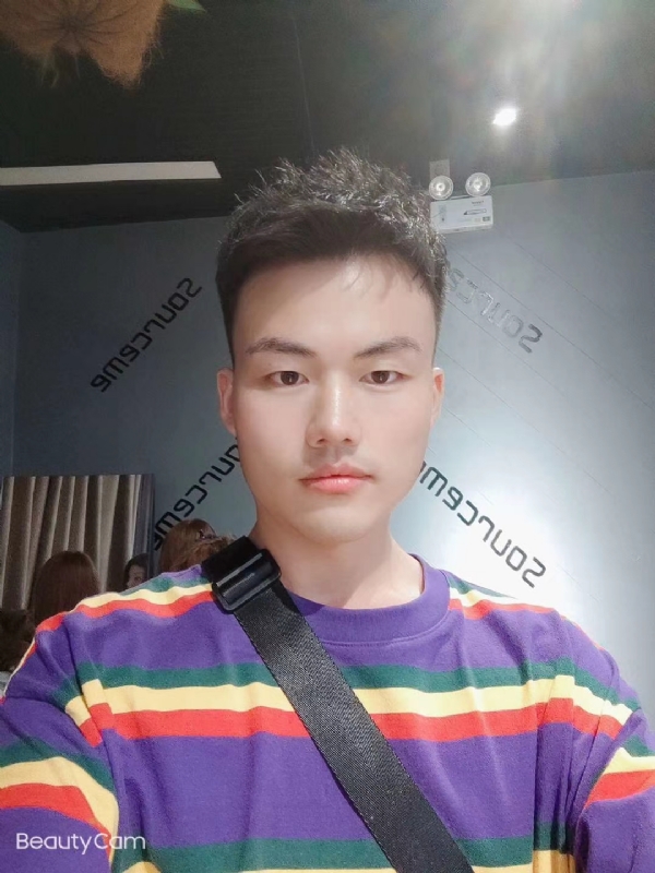 满天的星光的第四张照片--茂名相亲服务中心