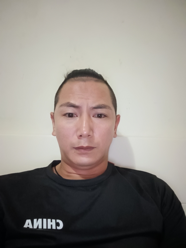 无不良嗜好的第二张照片--茂名相亲服务中心