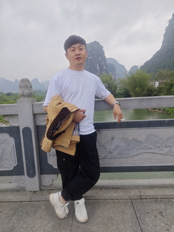 天选之人的第三张照片--茂名相亲服务中心