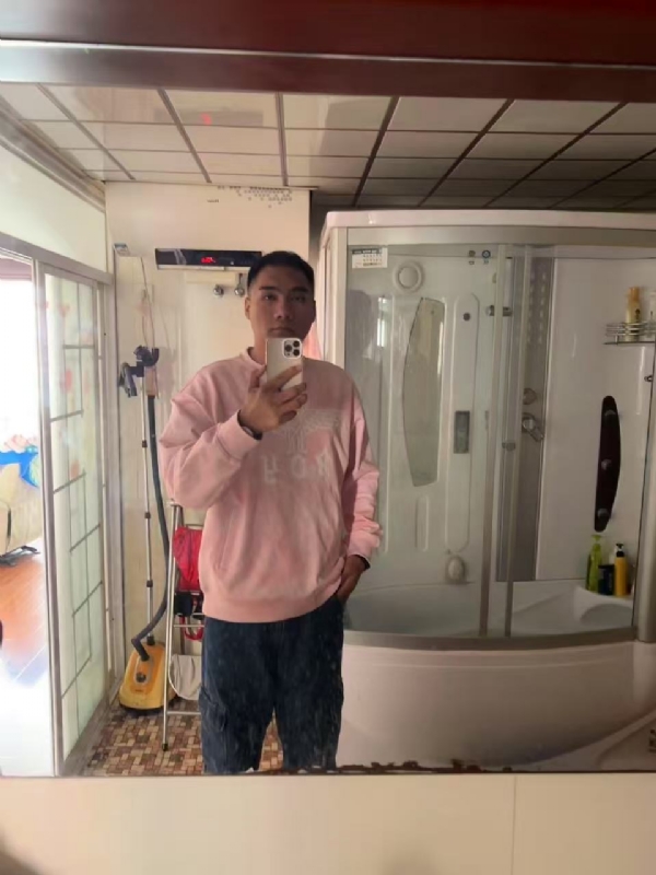 Liz的第一张照片--茂名相亲服务中心