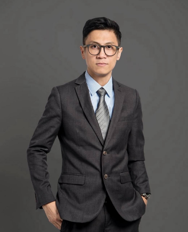 千帆过尽的第一张照片--茂名相亲服务中心