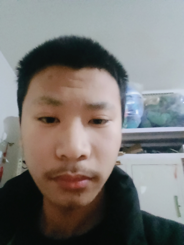 g未成年的第一张照片--茂名相亲服务中心