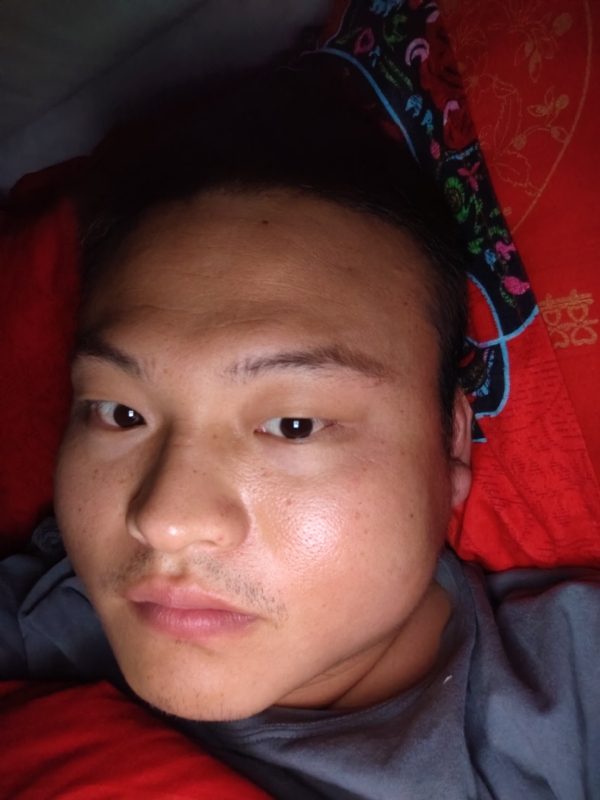 大黄的第一张照片--茂名相亲服务中心