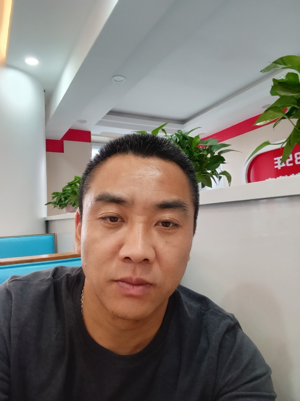 太阳的第三张照片--茂名相亲服务中心