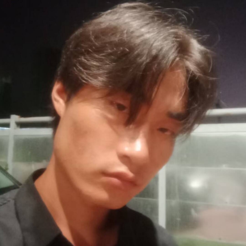 谨言慎行的第一张照片--茂名相亲服务中心