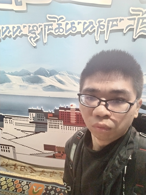 寻找幸福的第一张照片--茂名相亲服务中心