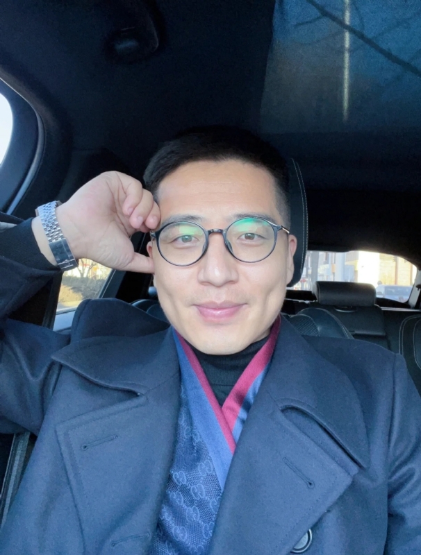 只为与你相遇的第二张照片--茂名相亲服务中心