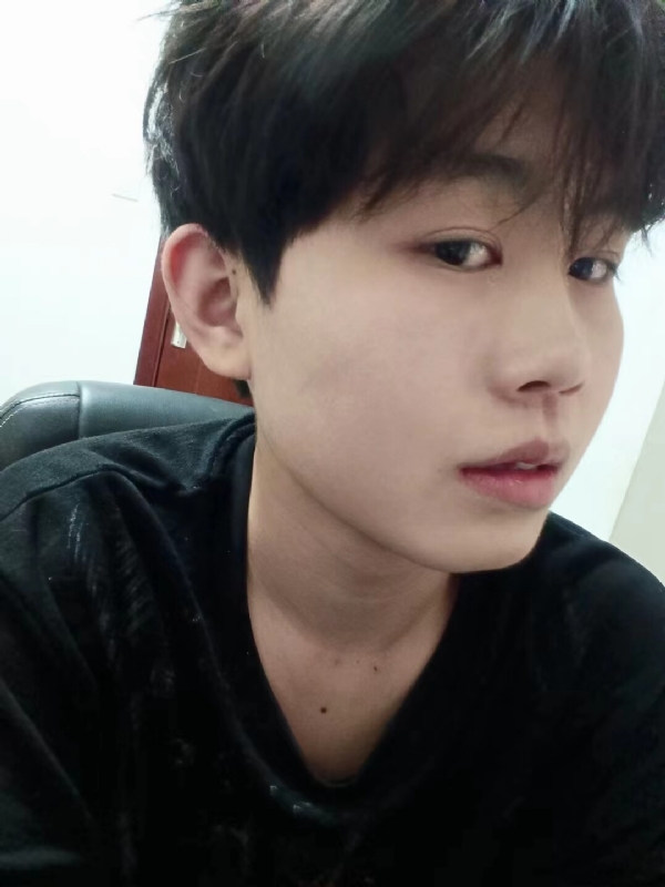 小鱼的第一张照片--茂名相亲服务中心