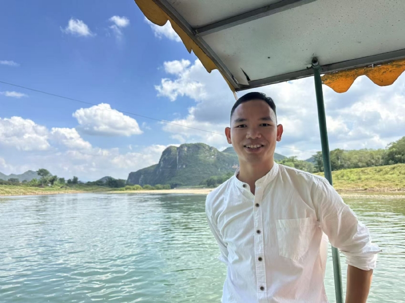 天云的第一张照片--茂名相亲服务中心