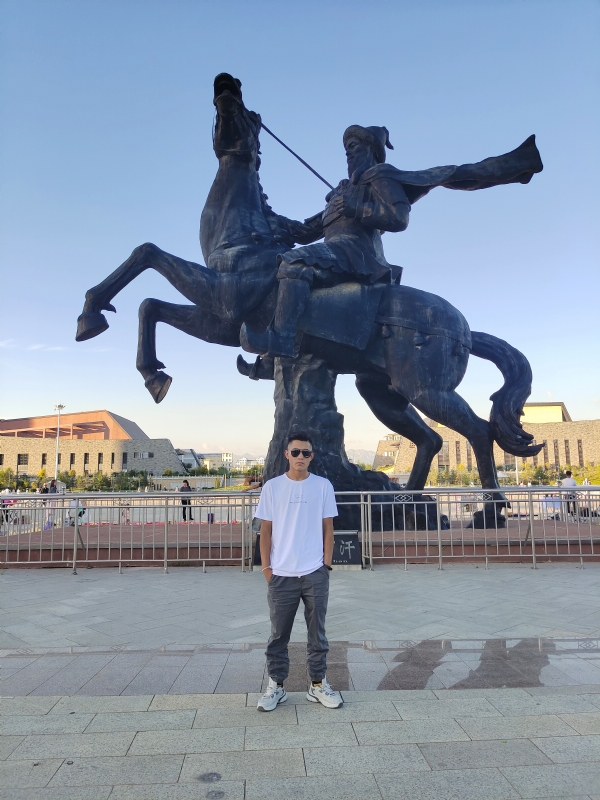 小白的第一张照片--茂名相亲服务中心