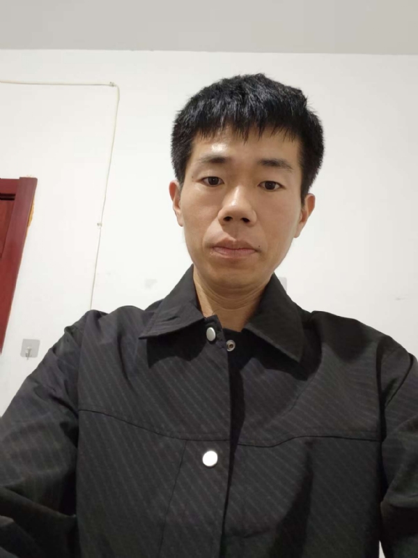 京东小哥的第一张照片--茂名相亲服务中心