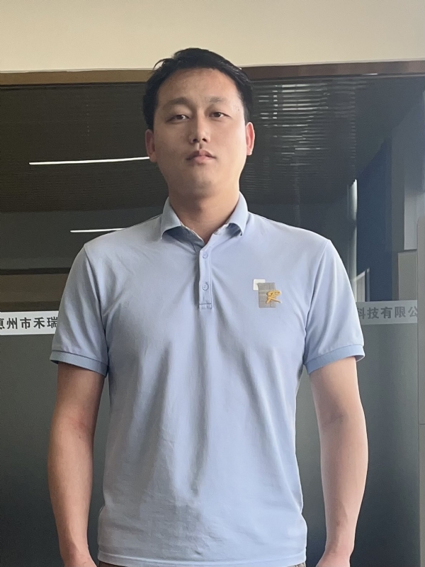 鹊桥的第一张照片--茂名相亲服务中心