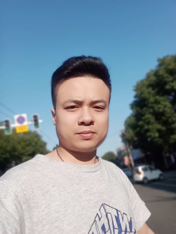 简简单单的第一张照片--茂名相亲服务中心