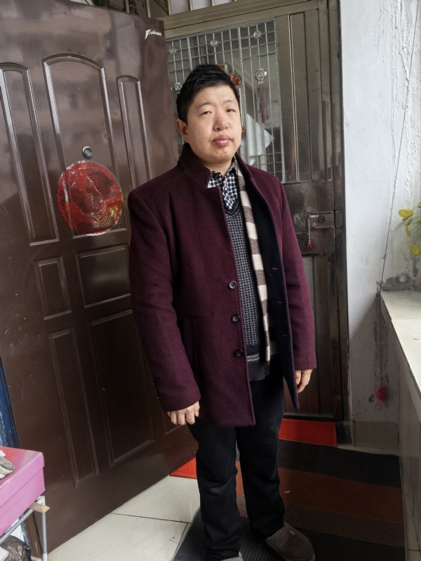 卢显澳的第二张照片--茂名相亲服务中心