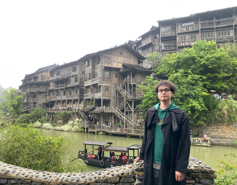 南山忆的第一张照片--茂名相亲服务中心