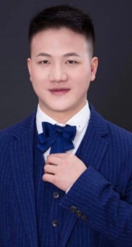 杜仲的第一张照片--茂名相亲服务中心