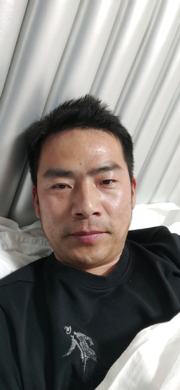 携手共进的第一张照片--茂名相亲服务中心