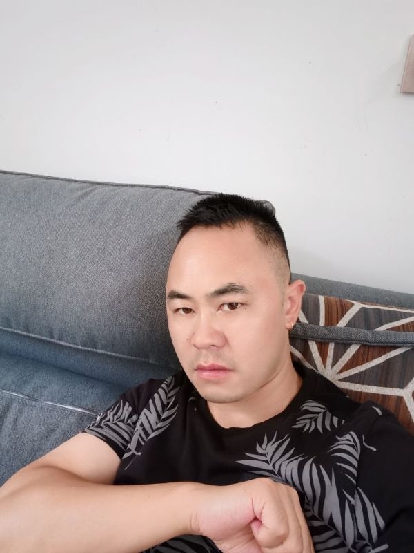 不负遇见的第一张照片--茂名相亲服务中心