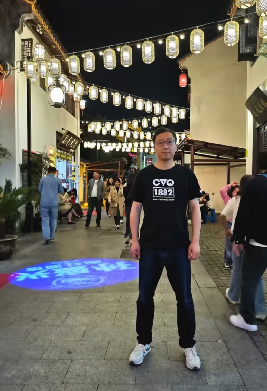 张楚岚的第一张照片--茂名相亲服务中心