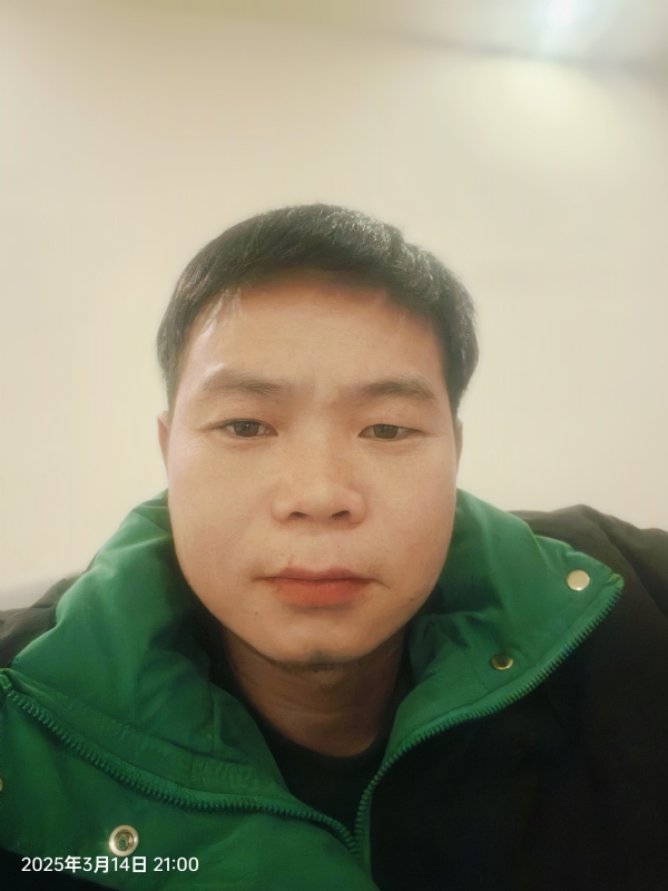 大哥本地的的第一张照片--茂名相亲服务中心